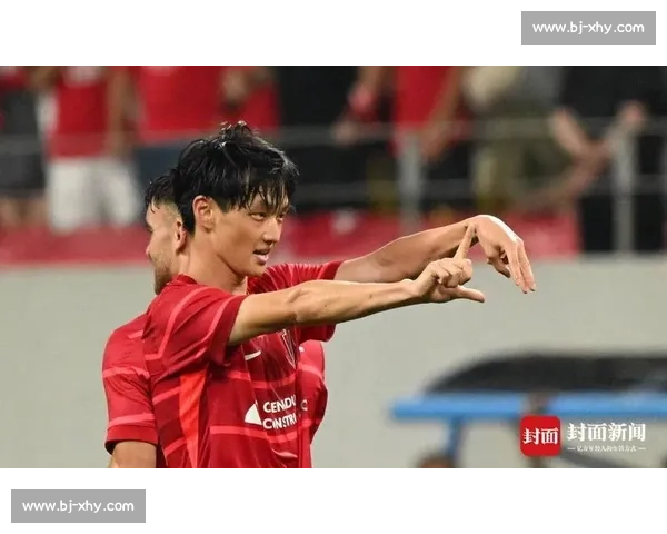 成都亚冠首秀 3-0 横扫曼谷联!费利佩双响杨明洋破历史,罗慕洛替补造两球